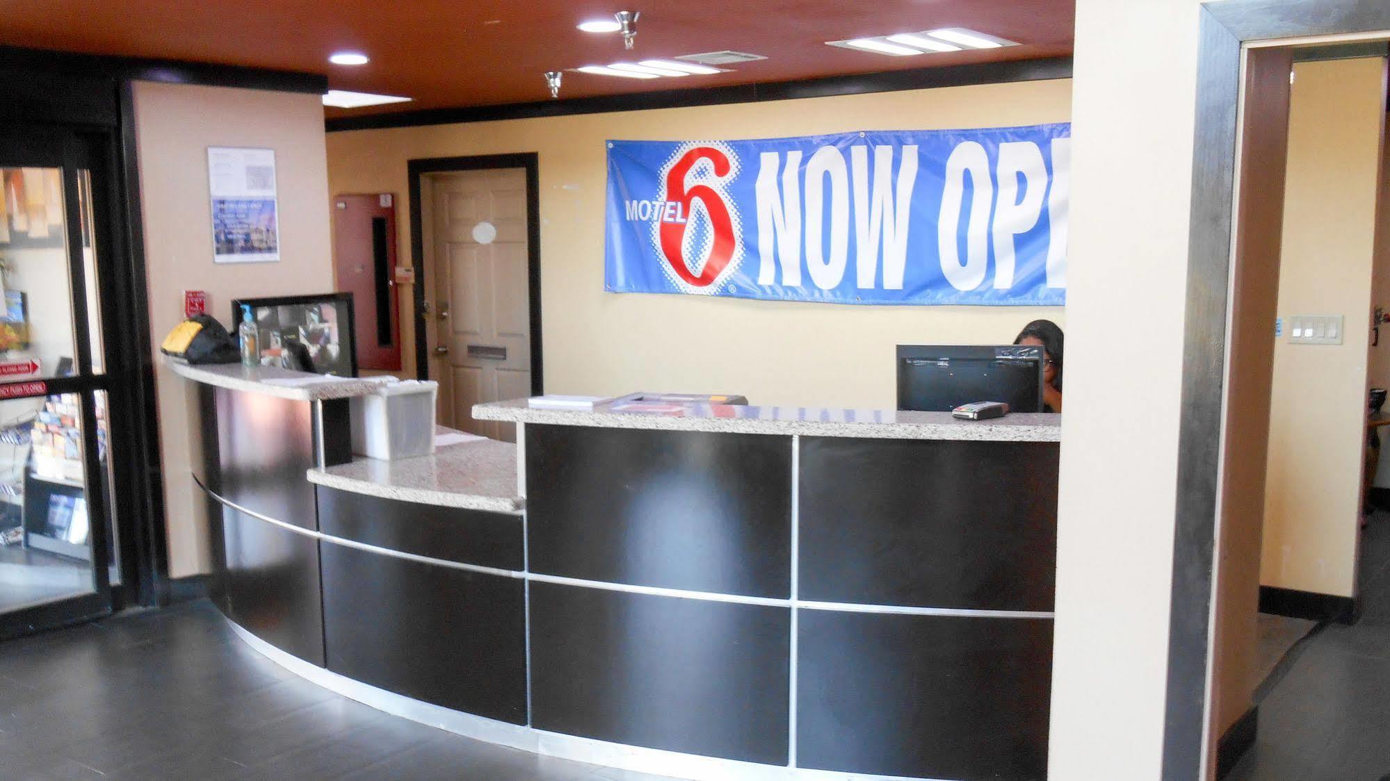 Motel 6-Ennis, Tx Eksteriør bilde